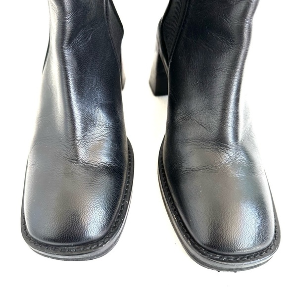 ASOS DESIGN Runaway leather chelsea boots Black Slip On Woman's - Picture 6 of 12